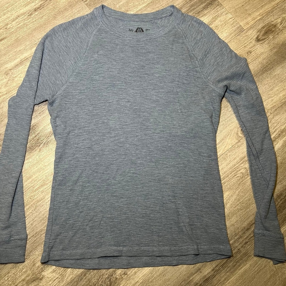 American rags‎ waffle long sleeve shirt, medium